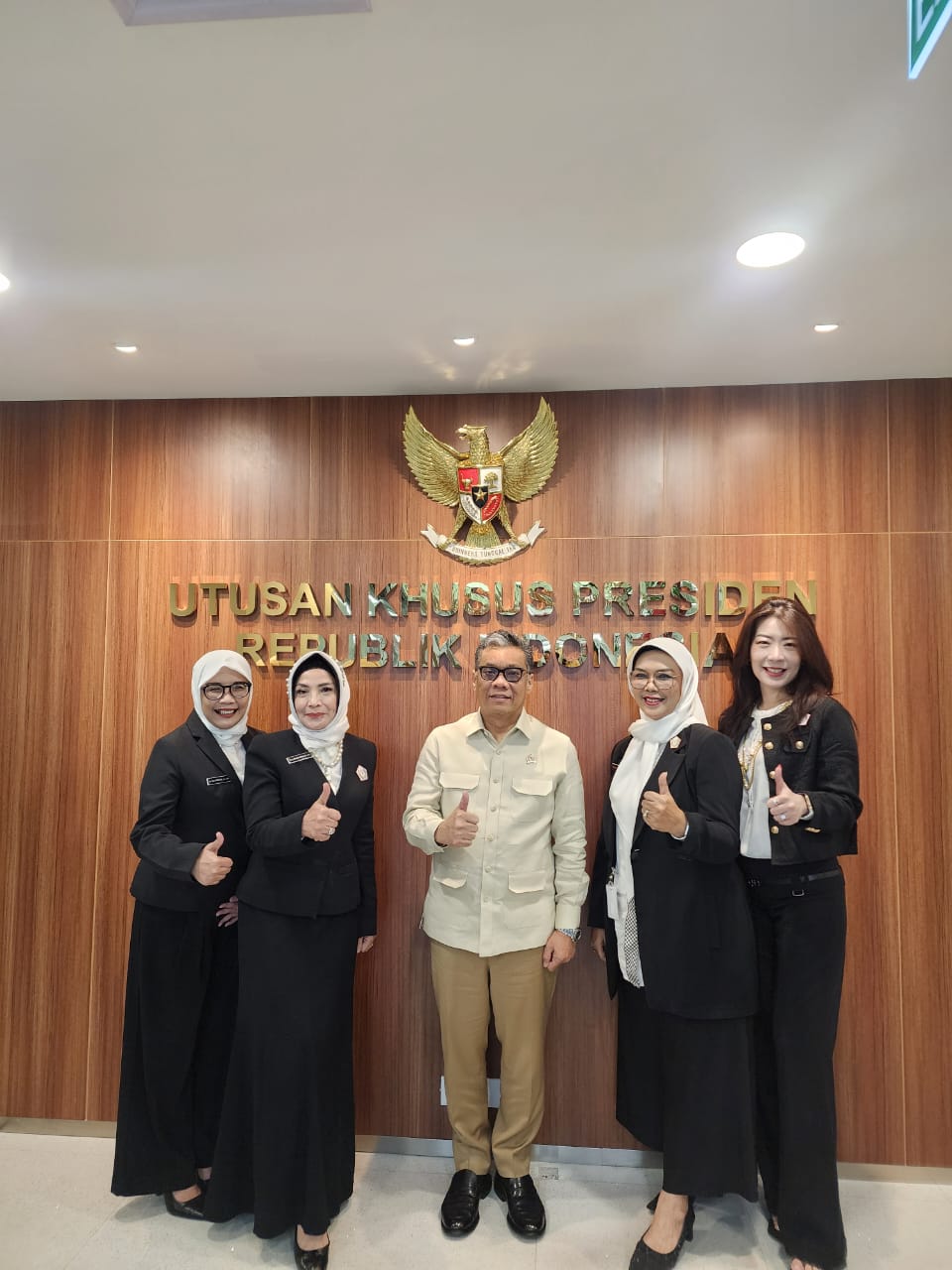 Pertemuan dengan staf Khsuus Presiden bidang UMKM - Media 2