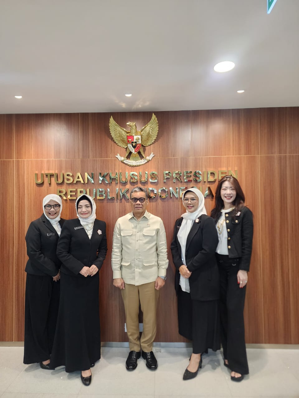 Pertemuan dengan staf Khsuus Presiden bidang UMKM - Media 3